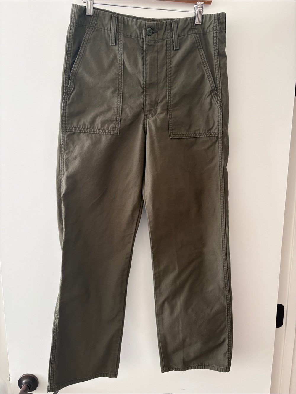 Levi's rib cage Women's Olive Straight-Leg Utility Pants